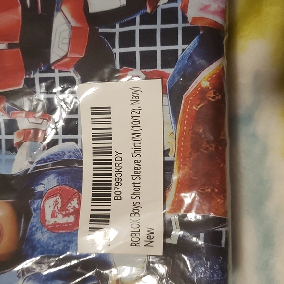 Roblox short sleeve shirt - Picture 3 of 7